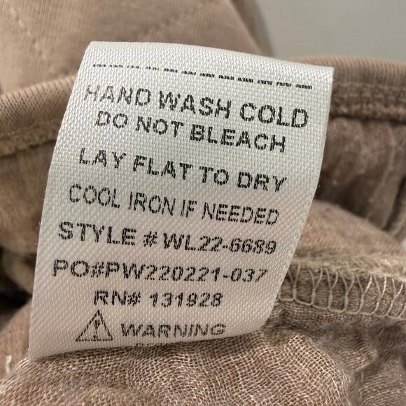 Sunland17 Quilted Oversized Pullover Top Size M/L Taupe V-Neck - Picture 8 of 10